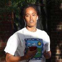 Malia Obama, toujours aussi in love, radieuse au côté de son boyfriend