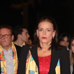 Pauline Ducruet était particulièrement sexy, très décolletée, aux côtés de sa mère la princesse Stéphanie de Monaco et sa soeur Camille Gottlieb lors de la représentation du 20 janvier 2018 au 42e Festival International du Cirque de Monte-Carlo, sous le chapiteau de Fontvieille. © Jean-Charles Vinaj/Pool Monaco/Bestimage
