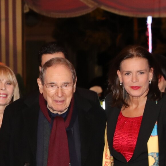 Pauline Ducruet était particulièrement sexy, très décolletée, aux côtés de sa mère la princesse Stéphanie de Monaco et sa soeur Camille Gottlieb lors de la représentation du 20 janvier 2018 au 42e Festival International du Cirque de Monte-Carlo, sous le chapiteau de Fontvieille. © Jean-Charles Vinaj/Pool Monaco/Bestimage