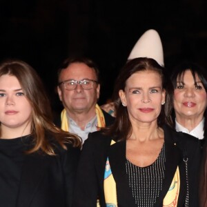 La princesse Stéphanie de Monaco était accompagnée de ses deux filles, Pauline Ducruet et Camille Gottlieb, le 19 janvier 2018 pour le 2e jour du 42e Festival International du Cirque de Monte-Carlo. © Jean-Charles Vinaj/Pool Monaco/Bestimage