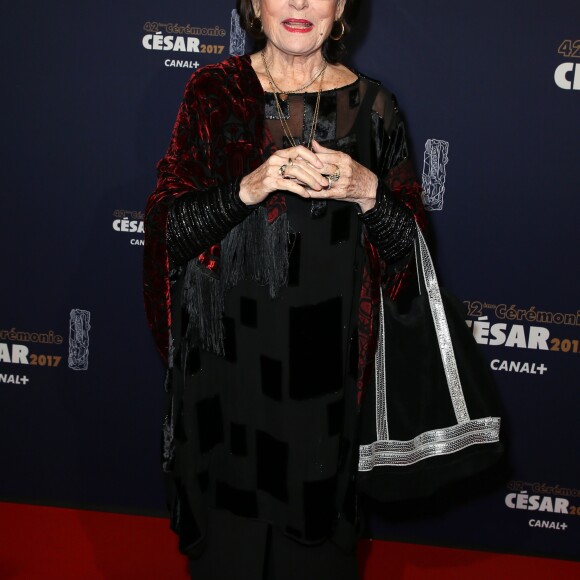 Nana Mouskouri - Photocall de la 42ème cérémonie des Cesar à la salle Pleyel à Paris, le 24 février 2017. © Dominique Jacovides - Olivier Borde / Bestimage