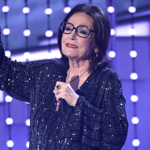 Nana Mouskouri invitée de l'émission de télé allemande "Das Grosse Fest der Besten 2017" à Berlin en Allemagne le 7 janvier 2017
