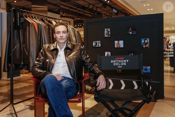 Exclusif - Lancement de la collection cuirs Anthony Delon 1985 en présence du créateur Anthony Delon au Pop-Up Store "Anthony Delon 1985" du Printemps Haussmann à Paris, le 19 janvier 2018. © Philippe Doignon/Bestimage