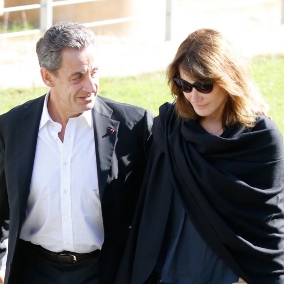 Nicolas Sarkozy, sa femme Carla Bruni et leur fille Giulia à la sortie ont visité le musée de l'Acropole à Athènes. Le 24 octobre 2017 © Aristidis Vafeiadakis / Zuma Press / Bestimage