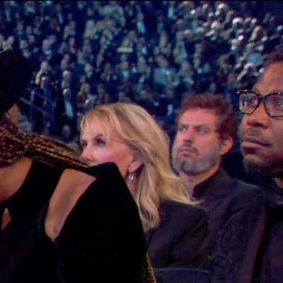 Jay-Z et Beyoncé accompagnés de leur fille Blue Ivy à la 60e édition des Grammy Awards le 28 janvier 2018 au Madison Square Garden à New York. Au cours de la soirée, la fillette de 6 ans s'est agacée des applaudissements de ses parents.