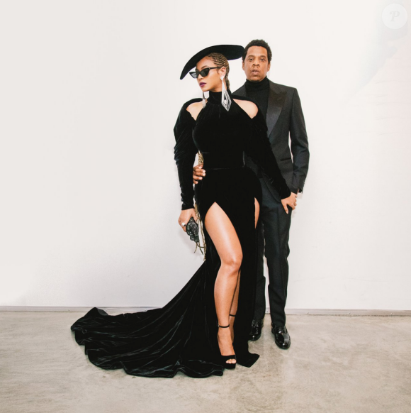 Beyoncé (en robe Nicolas Jebran et chaussures Jimmy Choo) et Jay-Z le 28 janvier 2018 à Los Angeles pour les Grammy Awards.