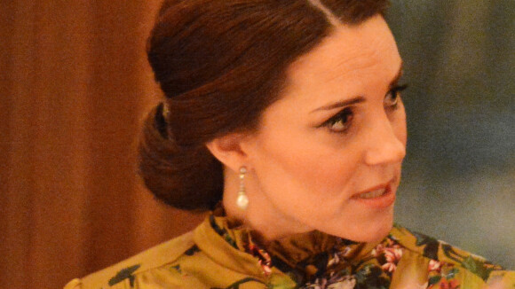 Kate Middleton, enceinte: Son look étonnant au dîner chez l'ambassadeur en Suède
