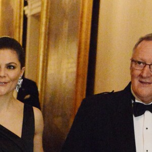 La princesse Victoria de Suède lors d'un dîner officiel à la résidence de l'ambassadeur de Grande-Bretagne à Stockholm le 30 janvier 2018 à l'occasion de la visite officielle du prince William et de la duchesse Catherine de Cambridge.