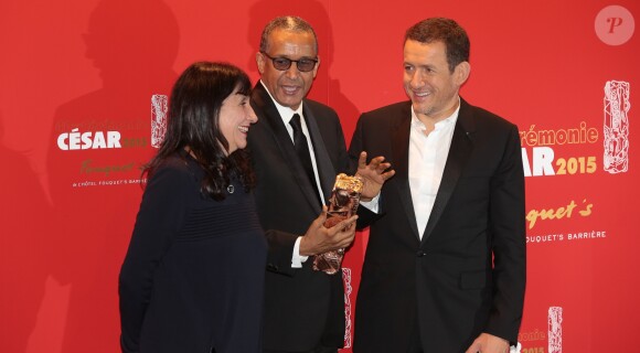 Sylvie Pialat, Abderrahmane Sissako (César du Meilleur réalisateur) et Dany Boon - Photocall au Fouquet's lors de la 40ème cérémonie des César à Paris. Le 20 février 2015