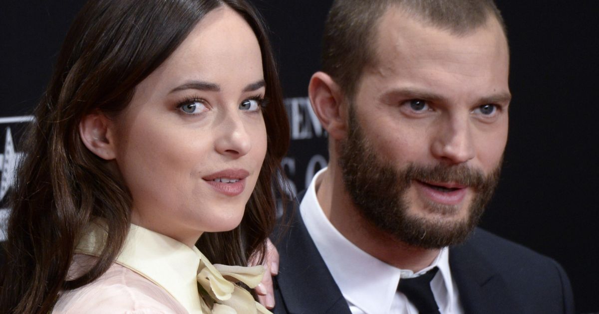 Dakota Johnson Jamie Dornan Première Du Film Cinquante Nuances Plus Sombres à Madrid Le 8 