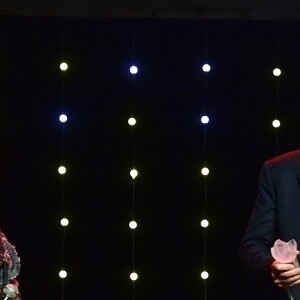 Hapsatou Sy, Andréa Ferréol et Jean-Pierre Darroussin, prix d'interprétation masculine pour le téléfilm "La Loi de Julien" - Soirée de remise des prix des Lauriers de la Radio et de la Télévision au Palace à Paris. Le 12 février 2018 © Giancarlo Gorassini / Bestimage