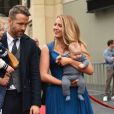  Ryan Reynolds avec sa femme Blake Lively et leurs deux filles James Reynolds et sa petite soeur - Ryan Reynolds reçoit son étoile sur le Walk of Fame à Hollywood, le 15 décembre 2016  