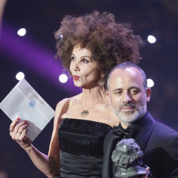 Victoria Abril et Javier Gutierrez lors de la 30ème cérémonie des Goya Awards à l'auditorium du Madrid Marriott à Madrid, le 6 février 2016.