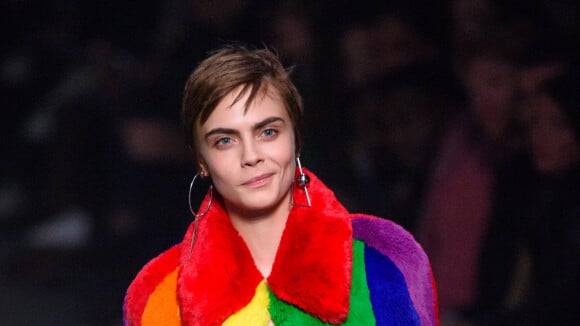 Fashion Week : Cara Delevingne défile devant Paris Jackson et Kate Moss