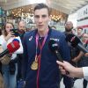Le champion du monde du 800m, Pierre-Ambroise Bosse, arrive Gare du Nord à Paris, France, le 12 août 2017.