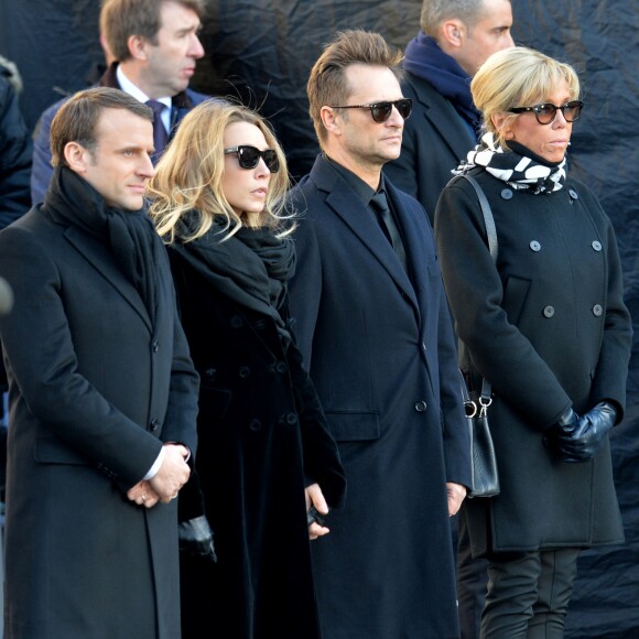 Le président Emmanuel Macron, sa femme Brigitte avec Laura Smet et David Hallyday - Arrivées des personnalités en l'église de La Madeleine pour les obsèques de Johnny Hallyday à Paris le 8 decembre 2017. © Veeren/Bestimage