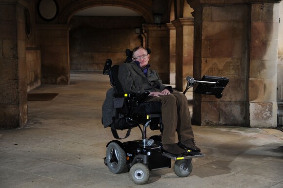 Le professeur Stephen Hawking - Nuit du Festival du Film de Cambridge et ouverture avec la projection de gala de Hawking, le 19 septembre 2013
