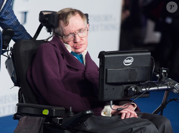 Stephen Hawking - Première du film "The Theory of Everything" à Londres le 9 décembre 2014.