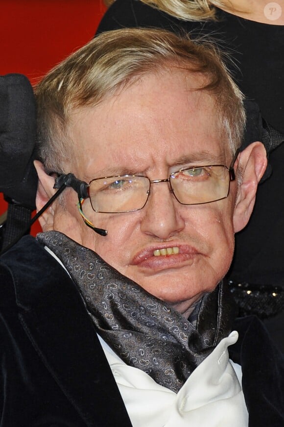 Stephen Hawking - Arrivée des people à la cérémonie des British Academy Film Awards 2015 au Royal Opera House, à Londres, le 8 février 2015