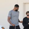 Khloé Kardashian à la sortie de chez le dermatologue avec son compagnon Tristan Thompson, à Los Angeles, le 16 septembre 2017.