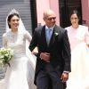La mariée Alessandra de Osma au bras de son père Felipe de Osma Berckemeyer - Mariage du prince Christian de Hanovre avec Alessandra de Osma à Lima au Pérou le 16 mars 2018