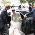  Alessandra de Osma portait une robe de mariée conçue par Jorge Vazquez le 16 mars 2018 lors de son mariage avec le prince Christian de Hanovre, à Lima au Pérou. 