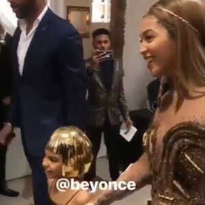 Beyoncé et sa fille Blue Ivy à la soirée Wearable Art Gala, samedi 17 mars à Los Angeles