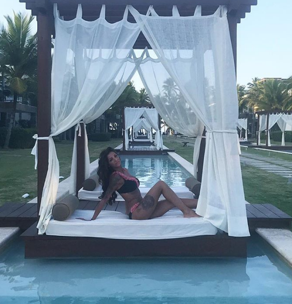 Julia Paredes divine en bikini, Instagram, mars 2018