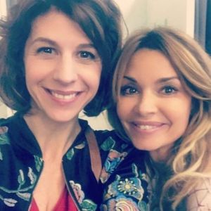 Ingrid Chauvin prend la pose avec sa camarade de Demain nous appartient, Juliette Tresanini, sur Instagram, le 27 mars 2018