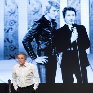 Michel Drucker lors du gala de la Chaine de l'espoir au théâtre de la Tour Eiffel à Paris, France, le 26 mars 2018. Les recettes collectées (les bénéfices de la soirée) seront reversées à l'association La Chaîne de l'Espoir pour redonner vie et sourire à des enfants malades du bout du monde. © Cyril Moreau/Bestimage