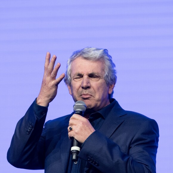 Michel Boujenah lors du gala de la Chaine de l'espoir au théâtre de la Tour Eiffel à Paris, France, le 26 mars 2018. Les recettes collectées (les bénéfices de la soirée) seront reversées à l'association La Chaîne de l'Espoir pour redonner vie et sourire à des enfants malades du bout du monde. © Cyril Moreau/Bestimage