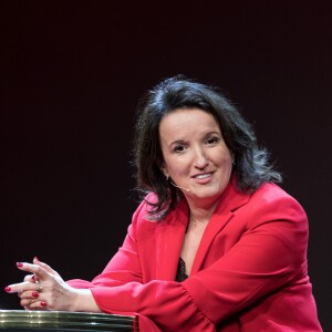 Anne Roumanoff lors du gala de la Chaine de l'espoir au théâtre de la Tour Eiffel à Paris, France, le 26 mars 2018. Les recettes collectées (les bénéfices de la soirée) seront reversées à l'association La Chaîne de l'Espoir pour redonner vie et sourire à des enfants malades du bout du monde. © Cyril Moreau/Bestimage