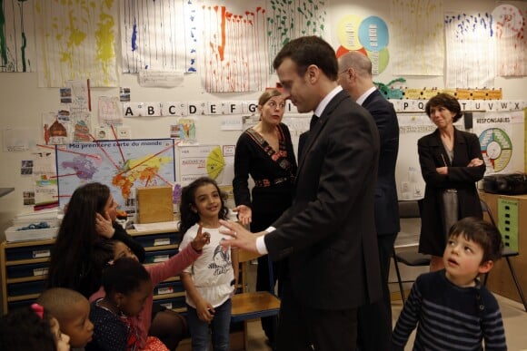 Jean-Michel Blanquer, ministre de l'éducation nationale - Le président Emmanuel Macron visite l'école maternelle Emelie à Paris le 27 mars 2018. © Christophe Ena / Pool / Bestimage