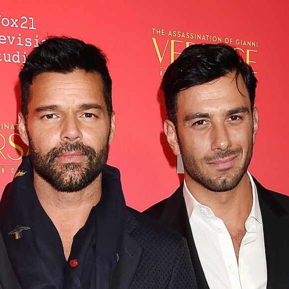 Ricky Martin et Jwan Yosef - Première de la saison 2 de la série "The Assassination Of Gianni Versace: American Crime Story" à Los Angeles, Californie, Etats-Unis, le 8 janvier 2018. © JLPPA/Bestimage