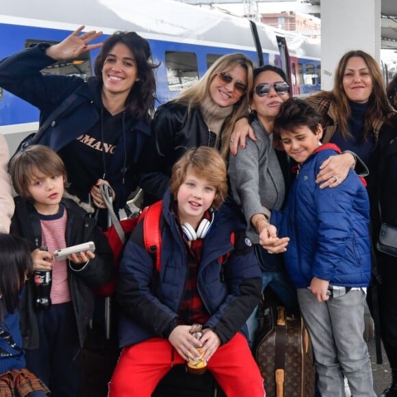 Exclusif - Sandra Sisley et son fils, Sarah Lavoine et ses fils, Marie-Ange Casta, Karole Rocher, Agnès Boulard (Mademoiselle Agnès), Laurie Cholewa, Sonia Sieff, Aïda Touihri, Samar Seraqui de Buttafoco, Emma de Caunes - Course "Talon Pointe by Abarth" au circuit Bugatti du Mans les 24 et 25 mars 2018.
