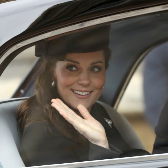 Catherine (Kate) Middleton enceinte, duchesse de Cambridge - La famille royale d'Angleterre célèbre le dimanche de Pâques dans la Chapelle Saint-Georges de Windsor le 31 mars 2018.