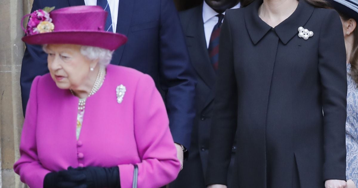 La Reine Elisabeth II D Angleterre Catherine Kate Middleton Enceinte la-reine-elisabeth-ii-d-angleterre-catherine-kate-middleton-enceinte