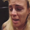 Busy Philipps, en larmes, explique avoir oublié les peluches de sa fille Birdie à l'hôtel à Hawaï le 1er avril 2018