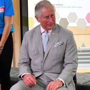 Le prince Charles et Camilla Parker Bowles, duchesse de Cornouailles, lors d'une cérémonie de bienvenue à Brisbane en Australie le 5 avril 2018, au début de leur visite officielle dans le cadre de la tenue des Jeux du Commonwealth 2018.