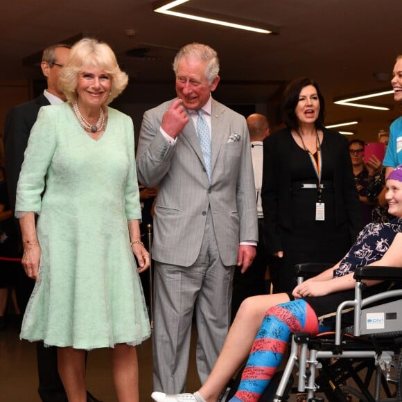 Le prince Charles et Camilla Parker Bowles, duchesse de Cornouailles, lors d'une cérémonie de bienvenue à Brisbane en Australie le 5 avril 2018, au début de leur visite officielle dans le cadre de la tenue des Jeux du Commonwealth 2018.