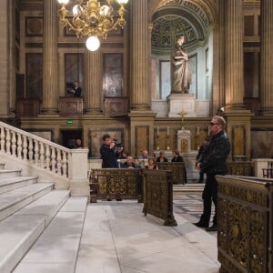 Jean-Claude Camus assiste à la messe mensuelle en la mémoire de Johnny Hallyday à l'église de la Madeleine à Paris le 9 avril 2018. © Pierre Perusseau / Bestimage