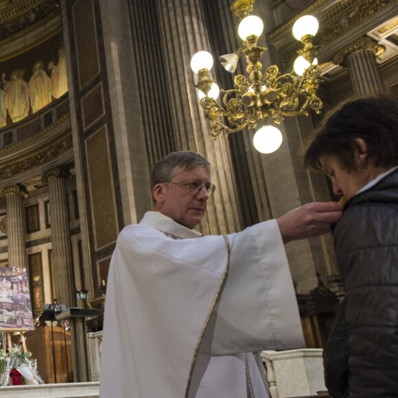 Jean-Claude Camus assiste à la messe mensuelle en la mémoire de Johnny Hallyday à l'église de la Madeleine à Paris le 9 avril 2018. © Pierre Perusseau / Bestimage