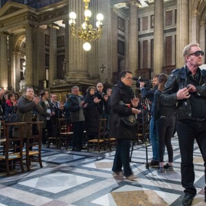 Jean-Claude Camus assiste à la messe mensuelle en la mémoire de Johnny Hallyday à l'église de la Madeleine à Paris le 9 avril 2018. © Pierre Perusseau / Bestimage