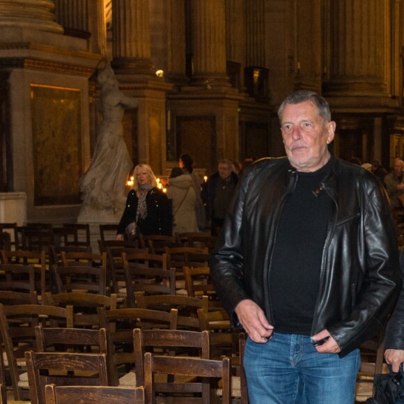 Jean-Claude Camus assiste à la messe mensuelle en la mémoire de Johnny Hallyday à l'église de la Madeleine à Paris le 9 avril 2018. © Pierre Perusseau / Bestimage