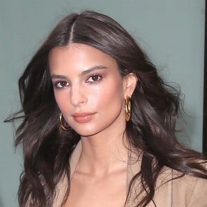 Emily Ratajkowski quitte le plateau de l'emission "Today" à New York, le 10 avril 2018.