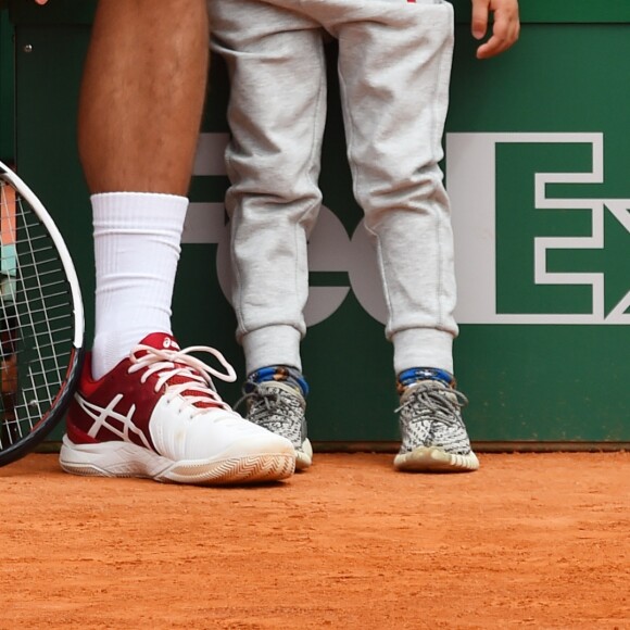 Novak Djokovic et son fils Stefan lors d'un tournoi caritatif au bénéfice de la fondation Prince Albert II en marge du tournoi de tennis Rolex Masters à Monte-Carlo le 14 avril 2018. L'événement sera retransmis sur l'émission "James Corden Tv Show" sur Sky UK. © Bruno Bebert / Bestimage