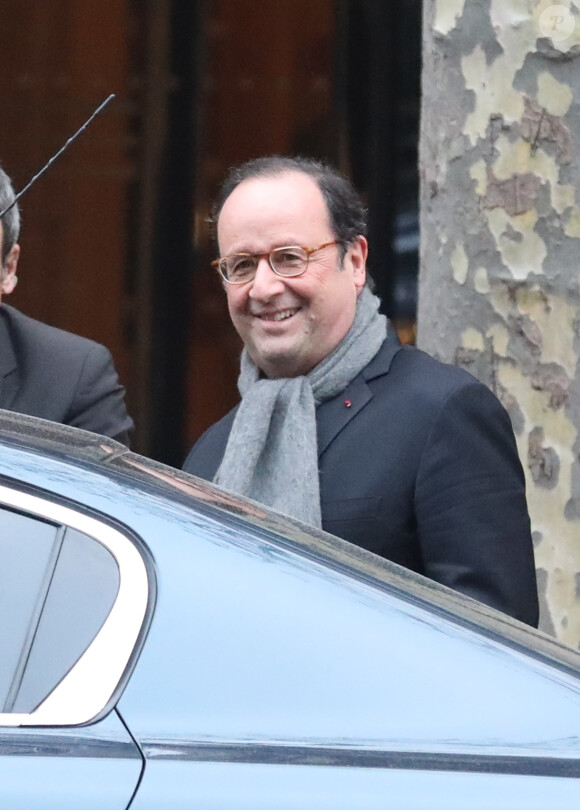 Semi-exclusif - François Hollande a rencontré le 44ème président des Etats-Unis Barack Obama à son hôtel Hyatt Paris Madeleine à Paris le 2 décembre 2017.