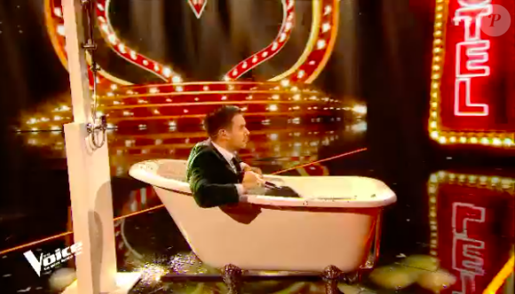 Edouard Edouard dans The Voice 7 sur TF1 le 21 avril 2018.