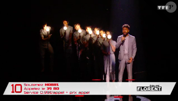 Hobbs dans The Voice 7 sur TF1 le 21 avril 2018.