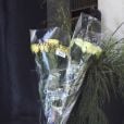 Exclusif - Des fleurs ont été déposées devant la maison d'Avicii (Tim Bergling) le 20 avril 2018 à Beverly Hills
